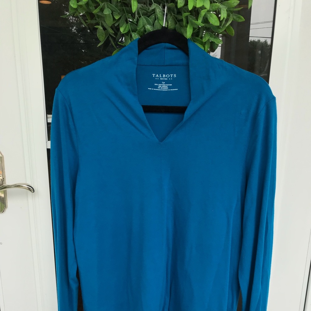 Talbots long sleeve knit shirt peacock blue